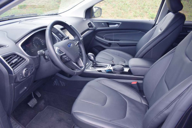 On est assis haut et confortablement On est assis haut et confortablement