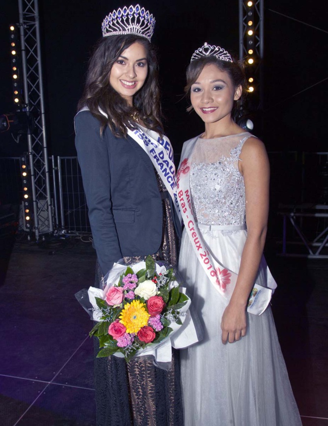 Ambre avec Lucie, Miss Fleurs 2016 Ambre avec Lucie, Miss Fleurs 2016