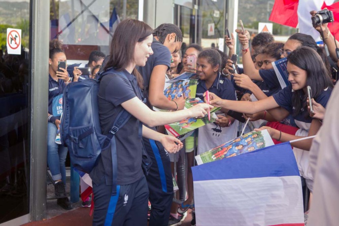 Autographes à gogo... Autographes à gogo...