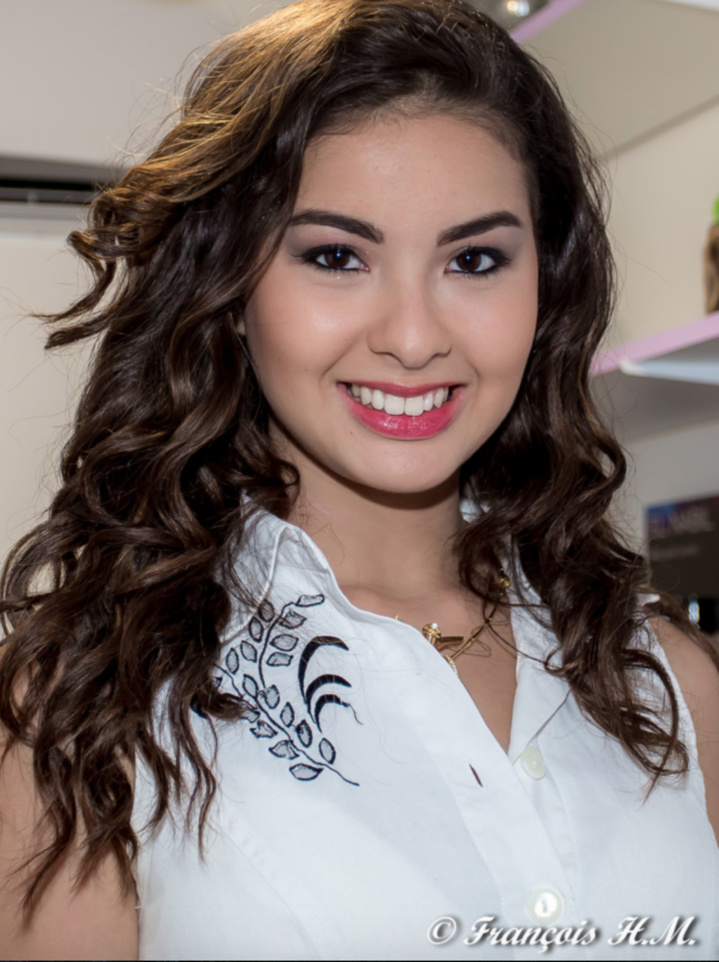 Ambre N'guyen maquillée par Hana Beauty Ambre N'guyen maquillée par Hana Beauty