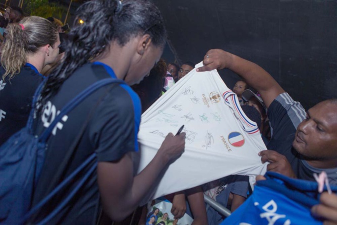 Quand l'équipe de France féminine de foot s'entraîne...