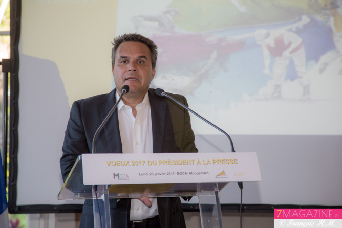 "Paris est sourd aux revendications des Réunionnais et des ultra-marins..." "Paris est sourd aux revendications des Réunionnais et des ultra-marins..."