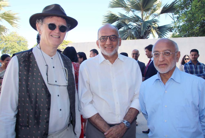 René-Claude Pestel, Iqbal Ingar et Houssen Amode René-Claude Pestel, Iqbal Ingar et Houssen Amode