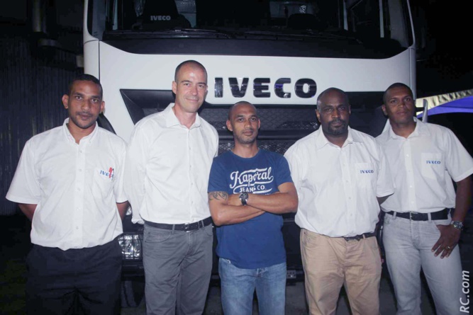 L'équipe Bamytrucks Iveco - Service pièces détachées L'équipe Bamytrucks Iveco - Service pièces détachées
