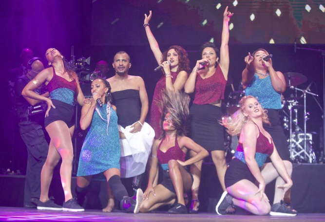 Les z'ACHarnés au Petit Stade de l'Est: moins de monde, autant d'ambiance... Les z'ACHarnés au Petit Stade de l'Est: moins de monde, autant d'ambiance...