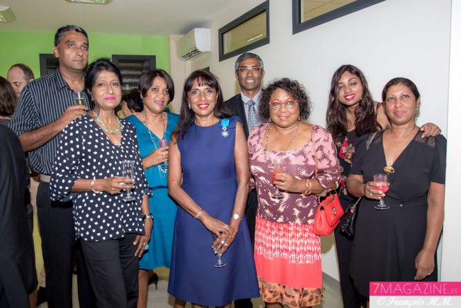 Ida Camalon avec sa famille Ida Camalon avec sa famille