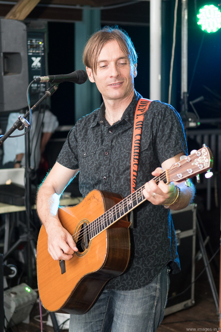 Un groupe a assuré l'animation musicale Un groupe a assuré l'animation musicale