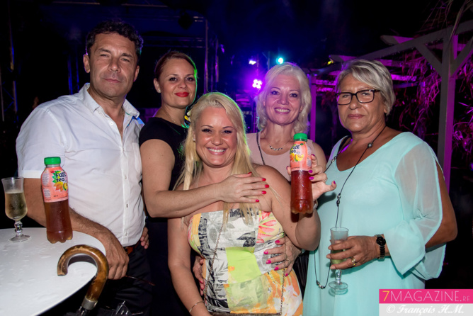 Fuze Tea au Jardin d'Eden Fuze Tea au Jardin d'Eden