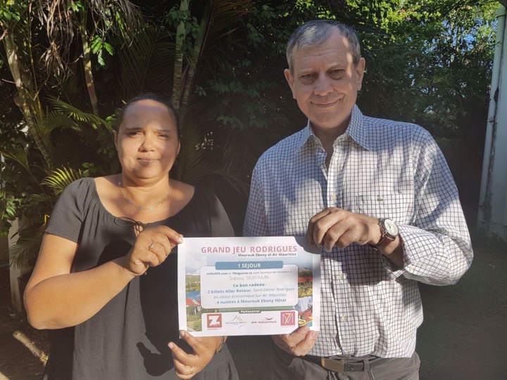 Sabina Simitambe et Pierrot Dupuy, directeur de publication Zinfos974 et 7magazine.re