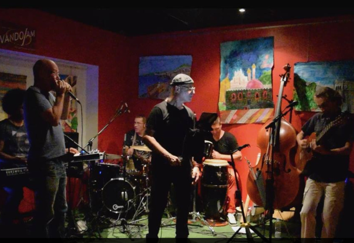 Oté pirates, à l’abordage de la scène musicale réunionnaise Oté pirates, à l’abordage de la scène musicale réunionnaise