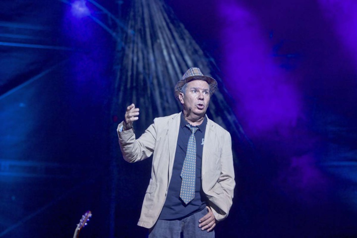 Sully Rivière en spectacle: lu la bien fait d'sortir! Sully Rivière en spectacle: lu la bien fait d'sortir!