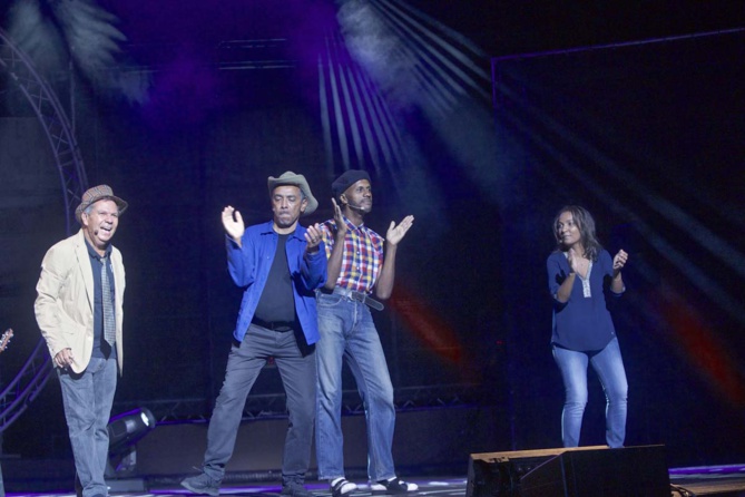 Sully Rivière en spectacle: lu la bien fait d'sortir! Sully Rivière en spectacle: lu la bien fait d'sortir!