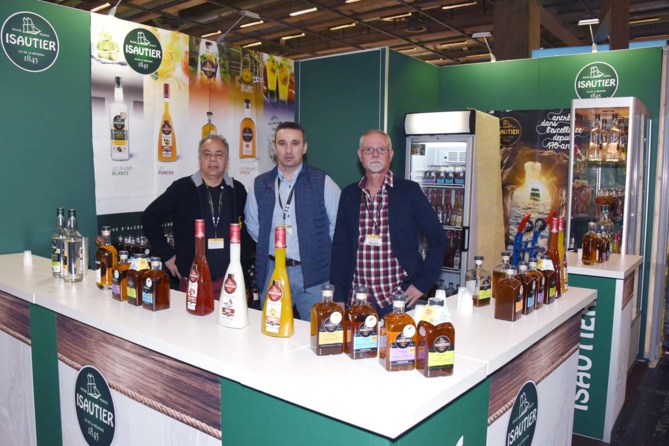 Stand Isautier: Pierrre Payet, Jean-Michel André et Jean-Yves Grondin