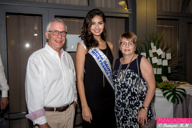 Miss Réunion à la Swaré Kréol de l'IAE Miss Réunion à la Swaré Kréol de l'IAE