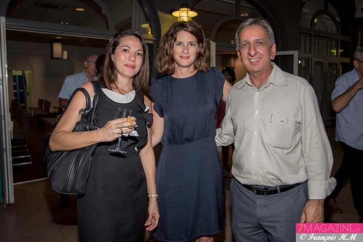 Sylvie Latchoumy, Directrice d’agence Pôle Emploi La Possession, Pauline Boissimon et Aziz Patel Sylvie Latchoumy, Directrice d’agence Pôle Emploi La Possession, Pauline Boissimon et Aziz Patel