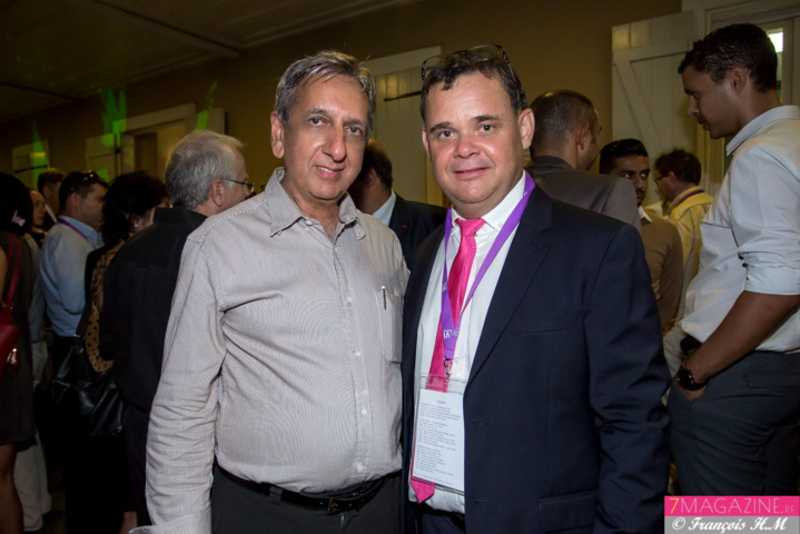 Aziz Patel de 7Magazine.re et Pascal Picard, directeur IAE Réunion Aziz Patel de 7Magazine.re et Pascal Picard, directeur IAE Réunion