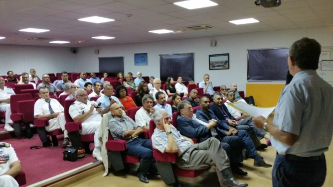 Une vue de l’assemblée générale Une vue de l’assemblée générale