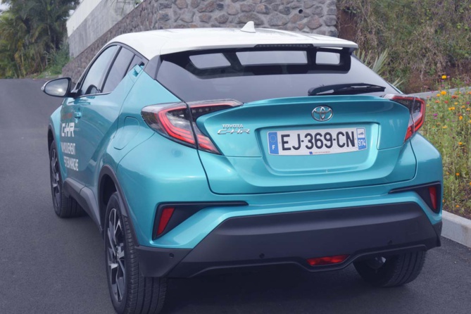 Toyota C-HR: un coupé stylé Toyota C-HR: un coupé stylé