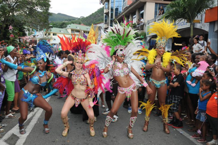 Ce carnaval accueille de nombreux pays... Ce carnaval accueille de nombreux pays...
