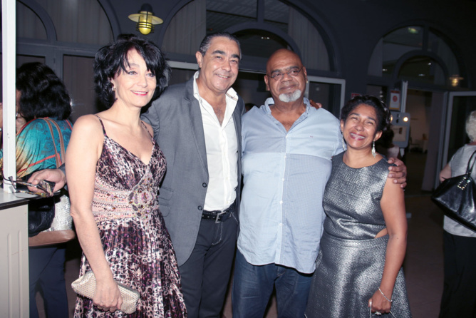 Cathy, Thierry, Tiloun et sa compagne Cathy, Thierry, Tiloun et sa compagne