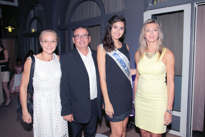 Nathalie Panot et Nicolas Beltran de Winpharma, Ambre N'guyen et Virginie Turonnet Nathalie Panot et Nicolas Beltran de Winpharma, Ambre N'guyen et Virginie Turonnet