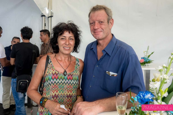 Poissonnerie fine au Port: produits de la mer en direct! Poissonnerie fine au Port: produits de la mer en direct!