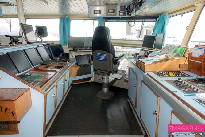 Poissonnerie fine au Port: produits de la mer en direct! Poissonnerie fine au Port: produits de la mer en direct!