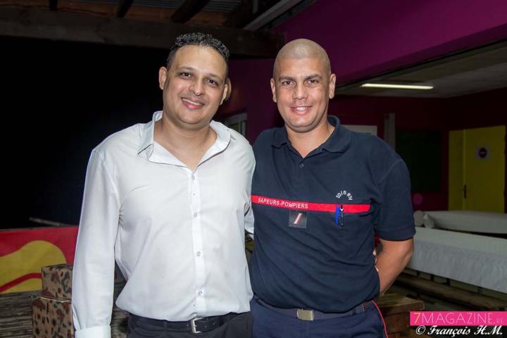 Johan avec Judy Masseaux, sapeur-pompier et Asvp Saint-Leu Johan avec Judy Masseaux, sapeur-pompier et Asvp Saint-Leu