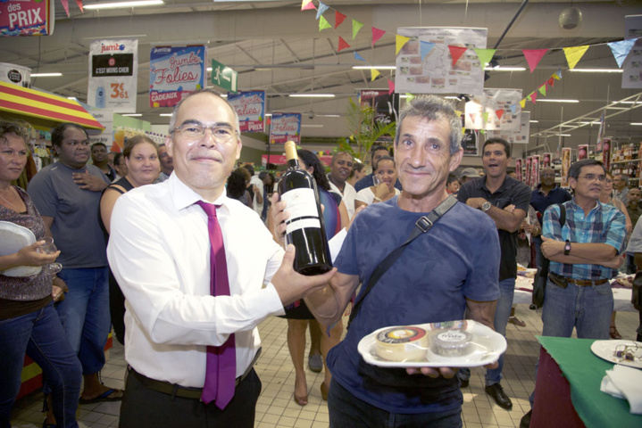 Un plateau de fromage et un magnum pour Mr Huet Un plateau de fromage et un magnum pour Mr Huet