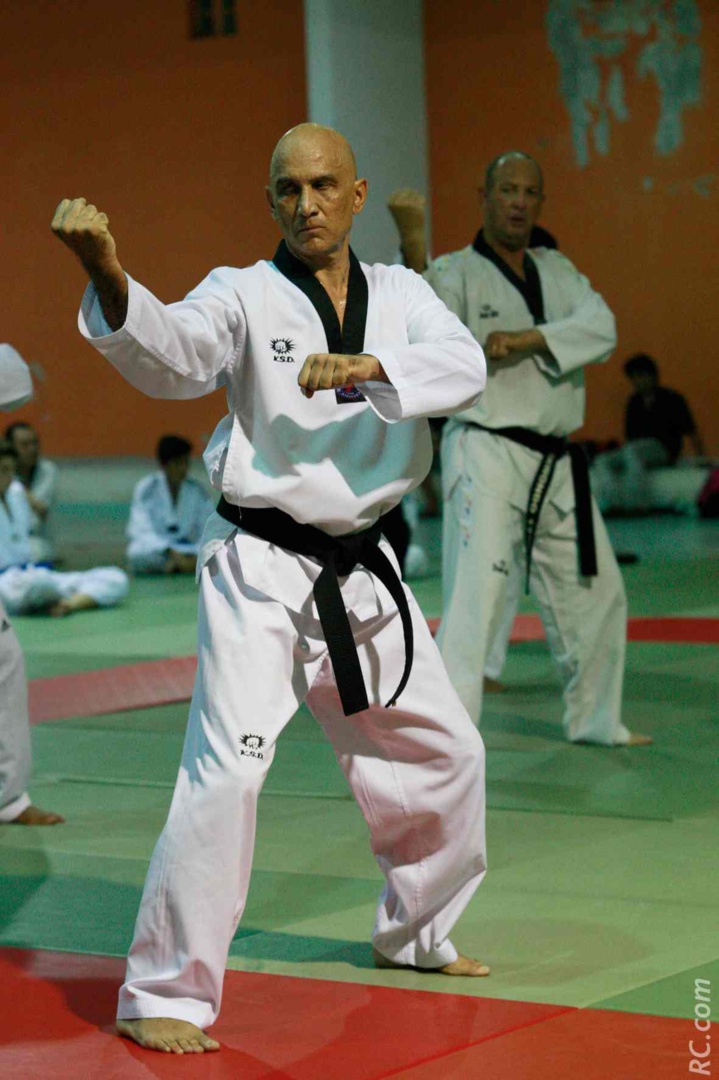 Gérard Tayllamin, à l'initiative de la venue de Maître Kwon Young Un à la Réunion Gérard Tayllamin, à l'initiative de la venue de Maître Kwon Young Un à la Réunion