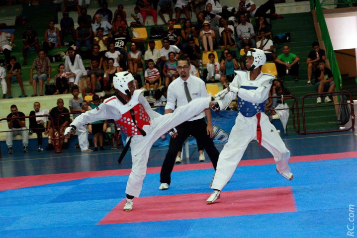 De beaux combats aux Trophées TDK974 à Saint-André De beaux combats aux Trophées TDK974 à Saint-André