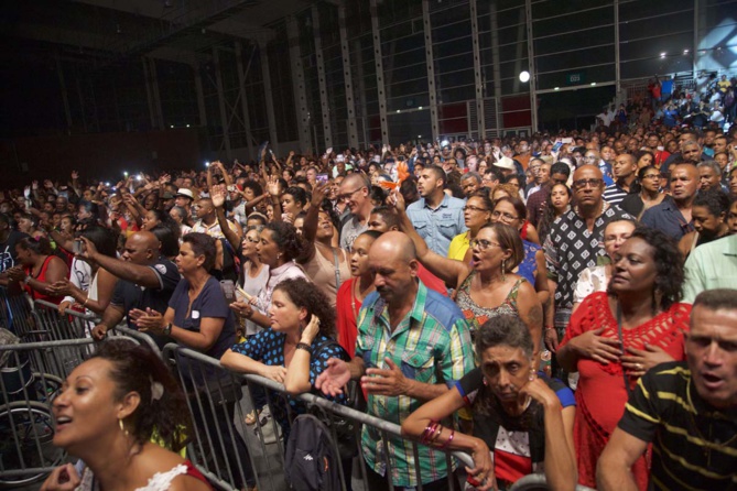 Ambiance de folie pour les 25 ans de Cassiya! Ambiance de folie pour les 25 ans de Cassiya!