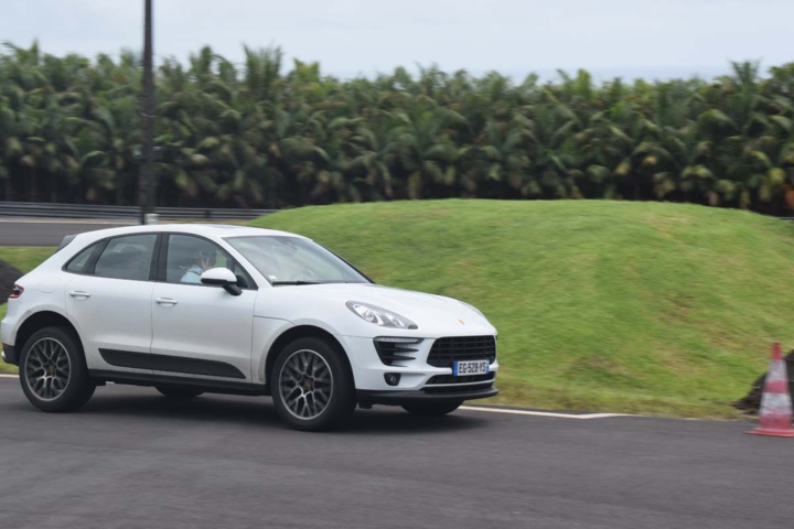 Le Macan 4 cylindres fait 252 chevaux Le Macan 4 cylindres fait 252 chevaux
