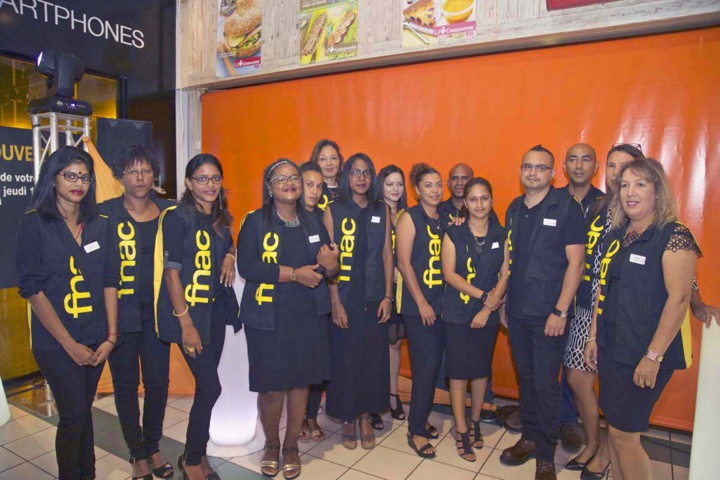 Les collaborateurs de la Fnac Saint-Benoît Les collaborateurs de la Fnac Saint-Benoît