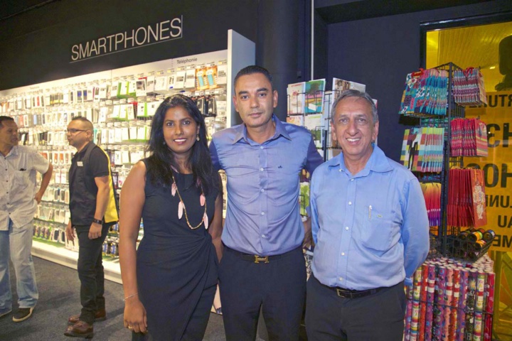 Nathalie Govindin, Teddy Adeler, et Aziz Patel Nathalie Govindin, Teddy Adeler, et Aziz Patel