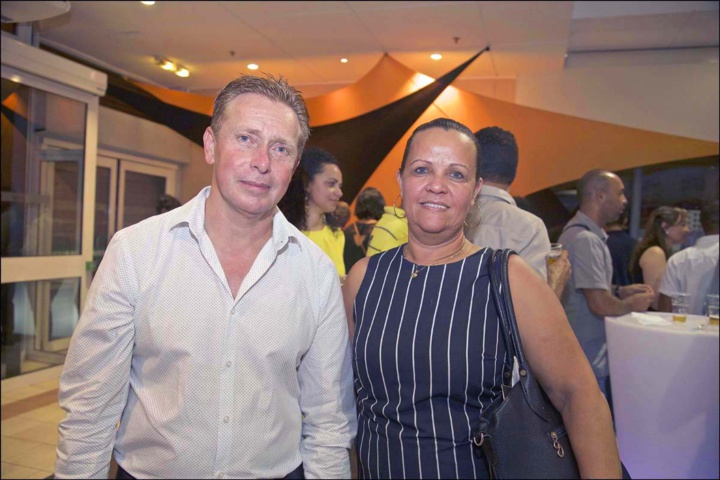 Dany Leveneur du groupe LM, et Jeanine Pitou de Vindémia Dany Leveneur du groupe LM, et Jeanine Pitou de Vindémia