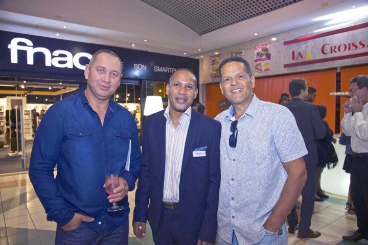 Teddy Adeler entouré de Didier Vidot, et André Demery Teddy Adeler entouré de Didier Vidot, et André Demery