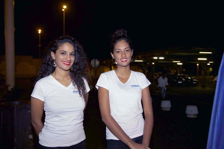 Jennifer et Marion, les hôtesses de la soirée Jennifer et Marion, les hôtesses de la soirée