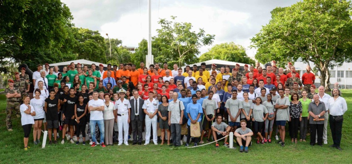 La photo de famille sur place d'armes du 2ème RPIMa La photo de famille sur place d'armes du 2ème RPIMa