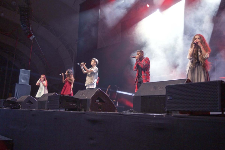 Concert Kids United: mi-figue mi-raisin... Concert Kids United: mi-figue mi-raisin...