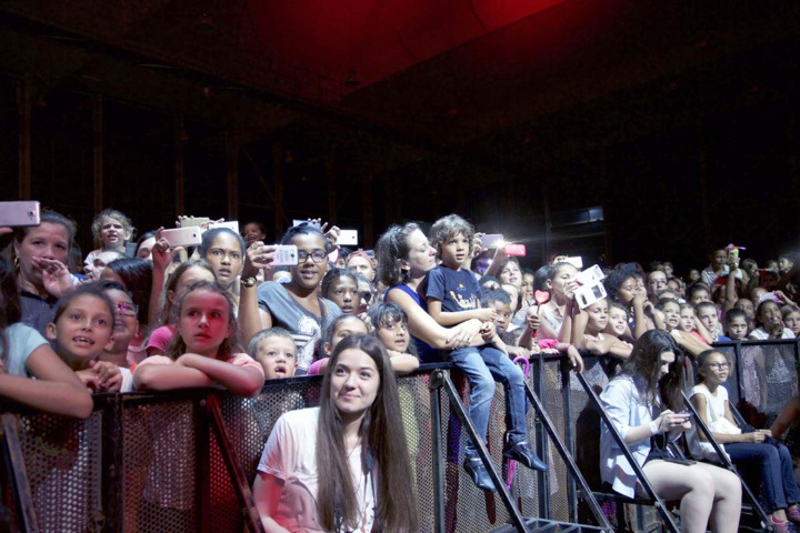 Concert Kids United: mi-figue mi-raisin... Concert Kids United: mi-figue mi-raisin...