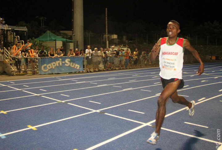 Le malgache Effanome 2ème sur le 1500m Le malgache Effanome 2ème sur le 1500m