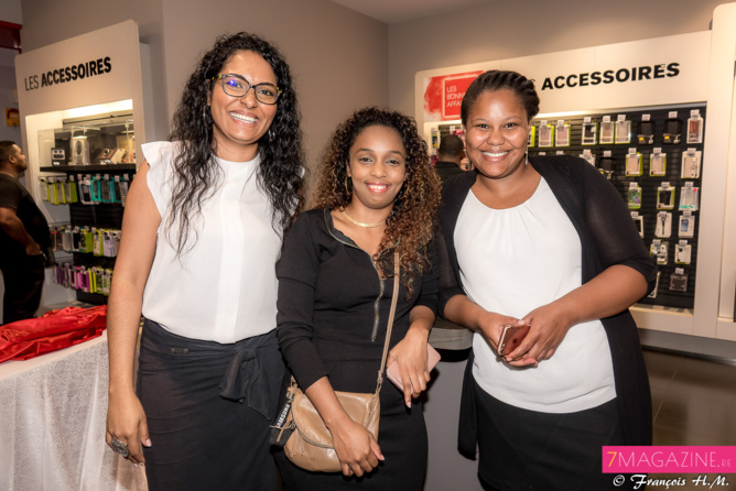 Des invitées de la soirée Des invitées de la soirée