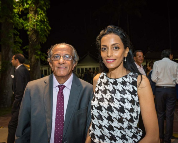 Ismaël Locate, du groupe Locate, et Elisabeth Péguillan, Maire du Village by CA Réunion Ismaël Locate, du groupe Locate, et Elisabeth Péguillan, Maire du Village by CA Réunion