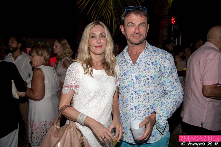 Lucien Chézaud, directeur Actua Coiffure, et son épouse Annick, distributrice Montale Parfums Lucien Chézaud, directeur Actua Coiffure, et son épouse Annick, distributrice Montale Parfums