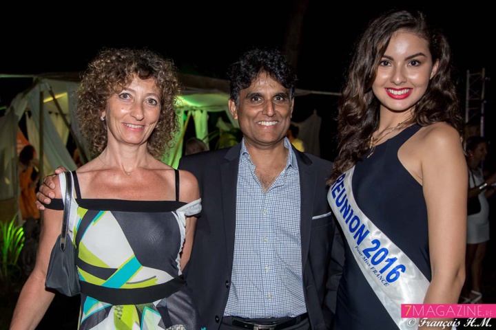 Marie-Pierre et Daniel Ramsamy, délégué régional Orange, et Ambre N'guyen Marie-Pierre et Daniel Ramsamy, délégué régional Orange, et Ambre N'guyen