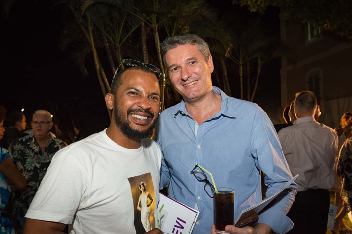 Lino, humoriste, et Patrick Mathieu, délégué régional de la Sacem Lino, humoriste, et Patrick Mathieu, délégué régional de la Sacem