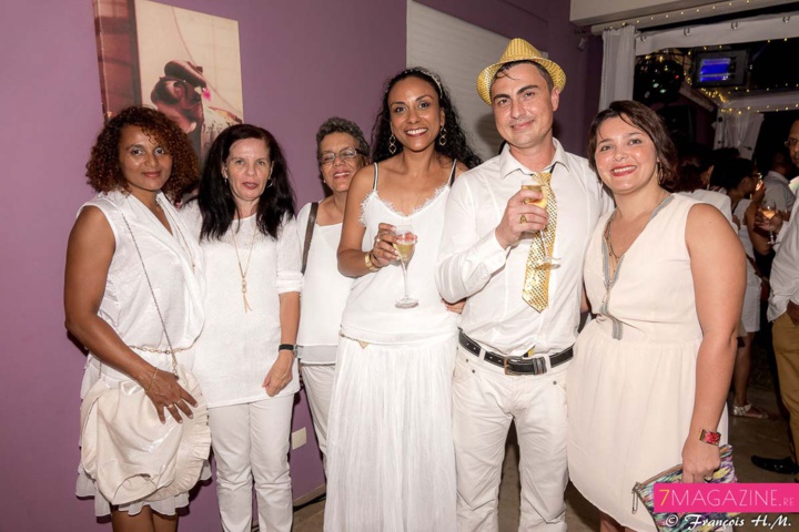 White & Gold Party avec Sun Resorts à la Saline-les-Bains White & Gold Party avec Sun Resorts à la Saline-les-Bains