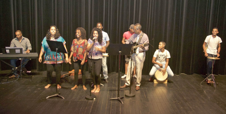 Un défilé lycéen "Chic & Choc" à Saint-Benoît Un défilé lycéen "Chic & Choc" à Saint-Benoît