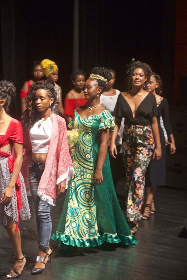 Un défilé lycéen "Chic & Choc" à Saint-Benoît Un défilé lycéen "Chic & Choc" à Saint-Benoît